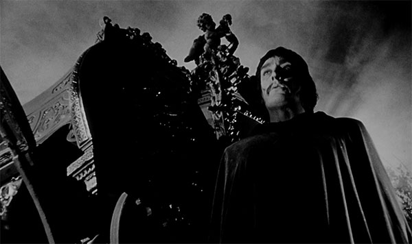 La Maschera del Demonio (1960), contraluces y siluetas en el bosque