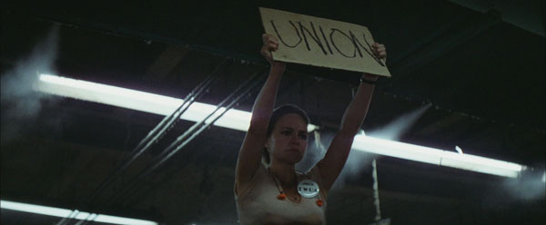 Norma Rae (1979), Sally Field como trabajadora de una fábrica textil