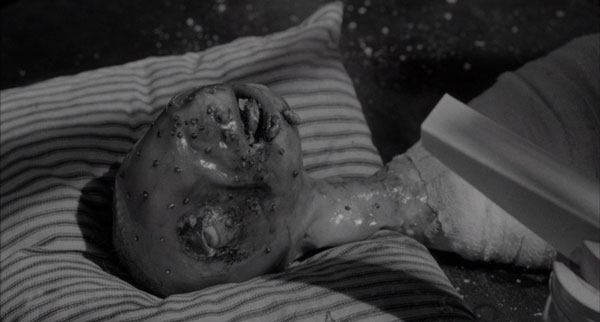 Efectos visuales artesanales de la criatura de Eraserhead