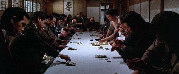 Robert Mitchum y Ken Takakura en The Yakuza (1974)