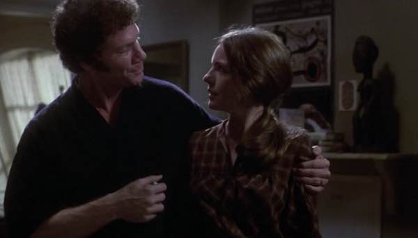 Diane Keaton en una escena diurna de Looking for Mr. Goodbar