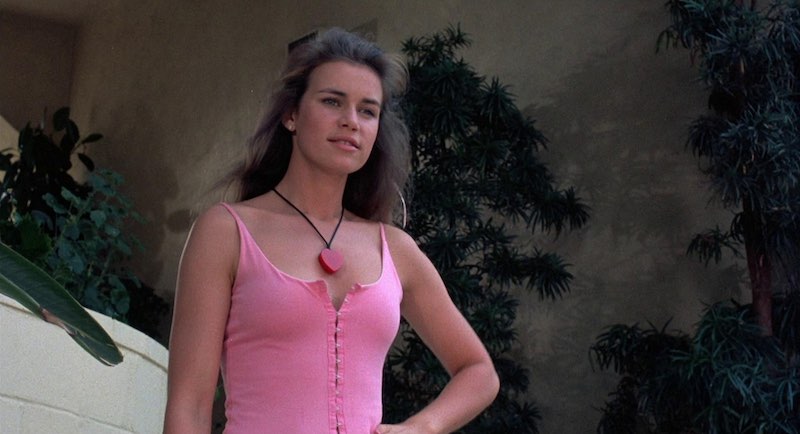 Fotograma nocturno de Breathless (1983) con look urbano y fotografía de Richard H. Kline