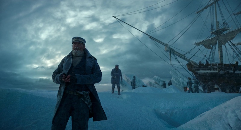 Fotograma de Frankenstein (2025) con atmósfera gótica y fotografía de Dan Laustsen