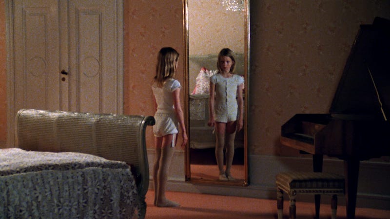 Fotograma de Autumn Sonata (1978) con composición íntima e interior cálido fotografiado por Sven Nykvist