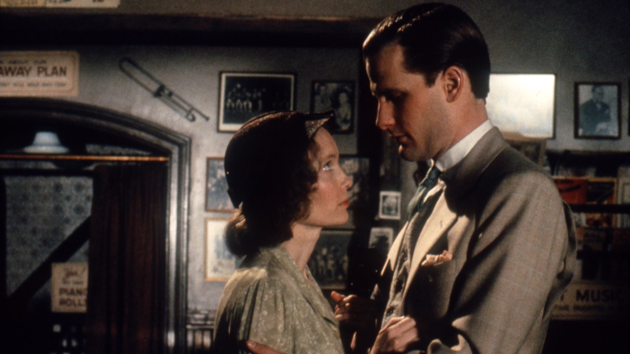 "La Rosa Púrpura del Cairo" (The Purple Rose of Cairo, Woody Allen, 1985) - Cinematography by Gordon Willis, ASC