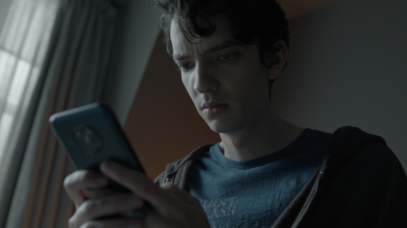 Disclaimer 2024 cinematography by Emmanuel Lubezki and Bruno Delbonnel with cool interior lighting and controlled underexposure